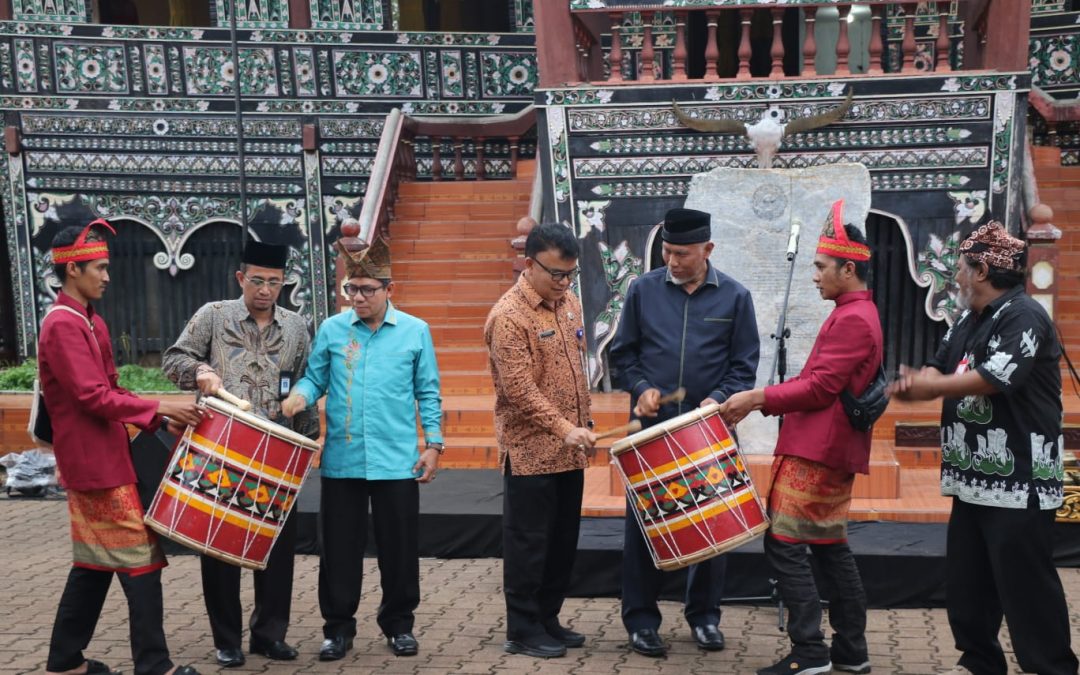 7 Tokoh Minangkabau yang Terkenal, Tak Hanya di Indonesia Saja!